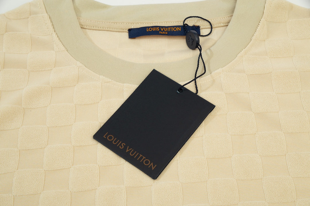 LV T-shirt