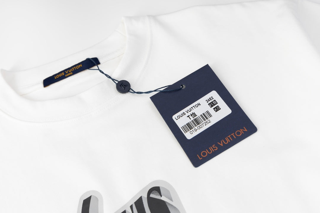 LV T-shirt