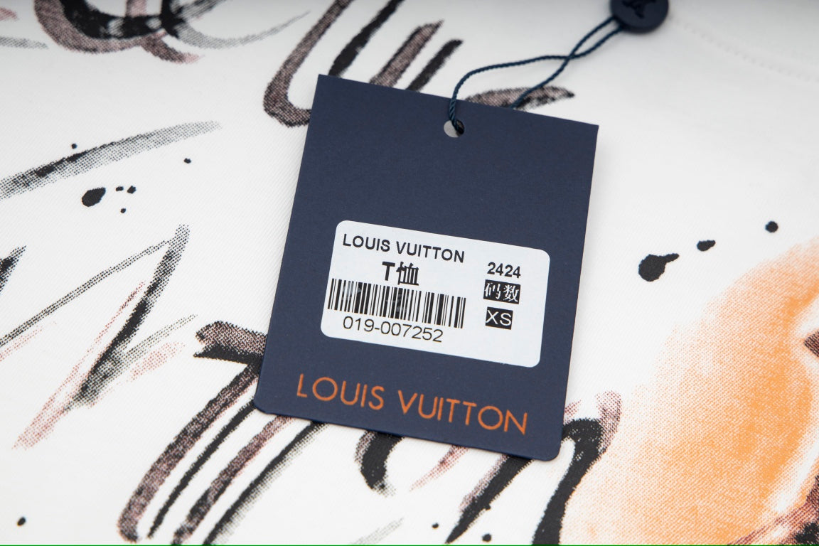 LV T-shirt