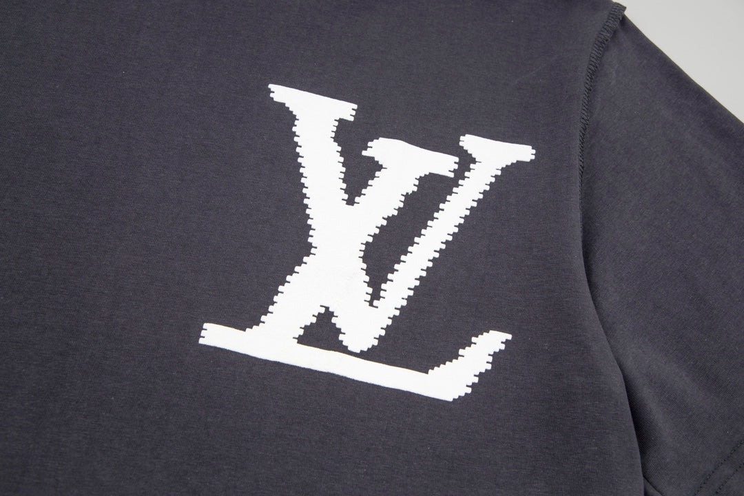 LV T-shirt