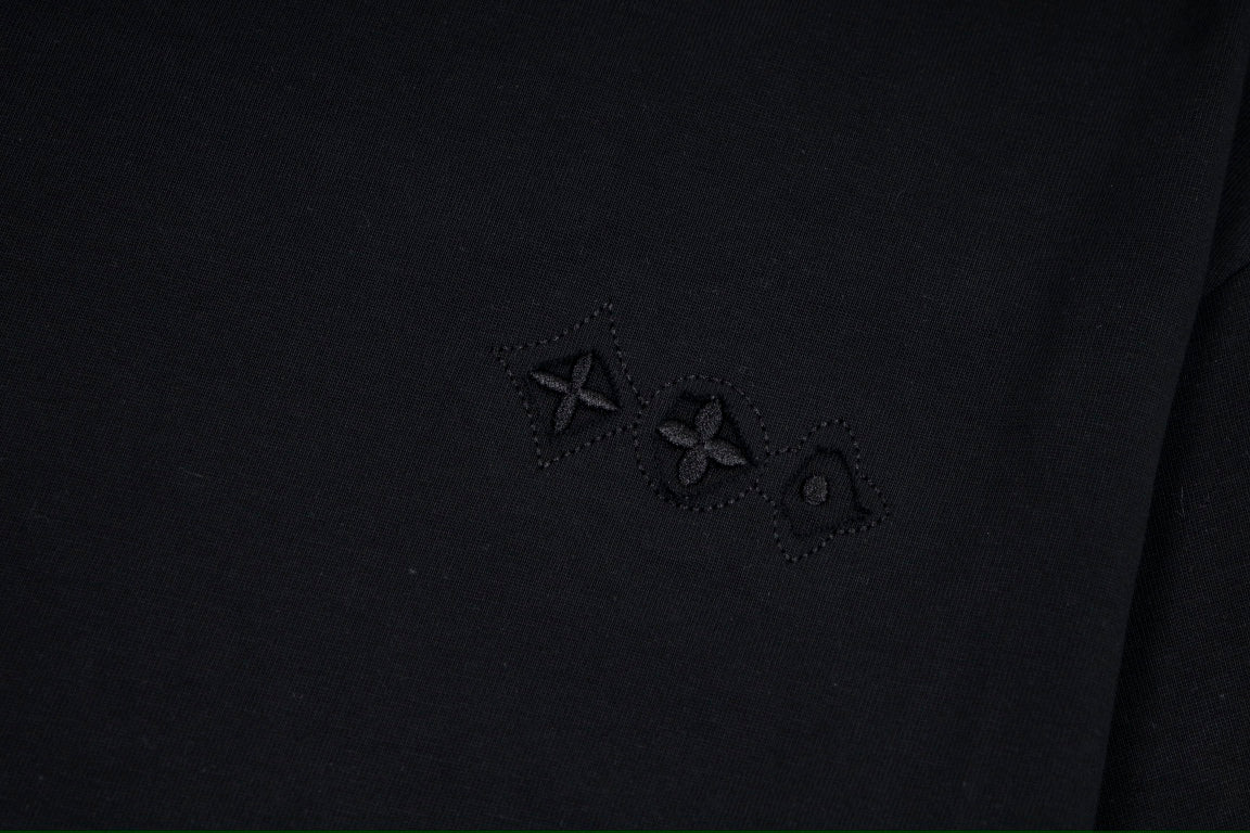 LV T-shirt