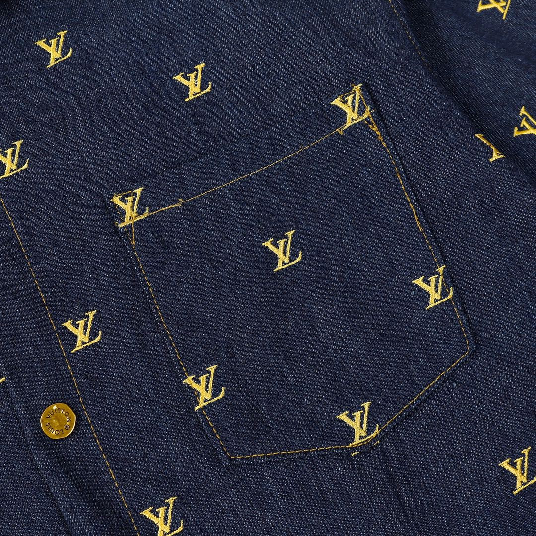 LV T-shirt