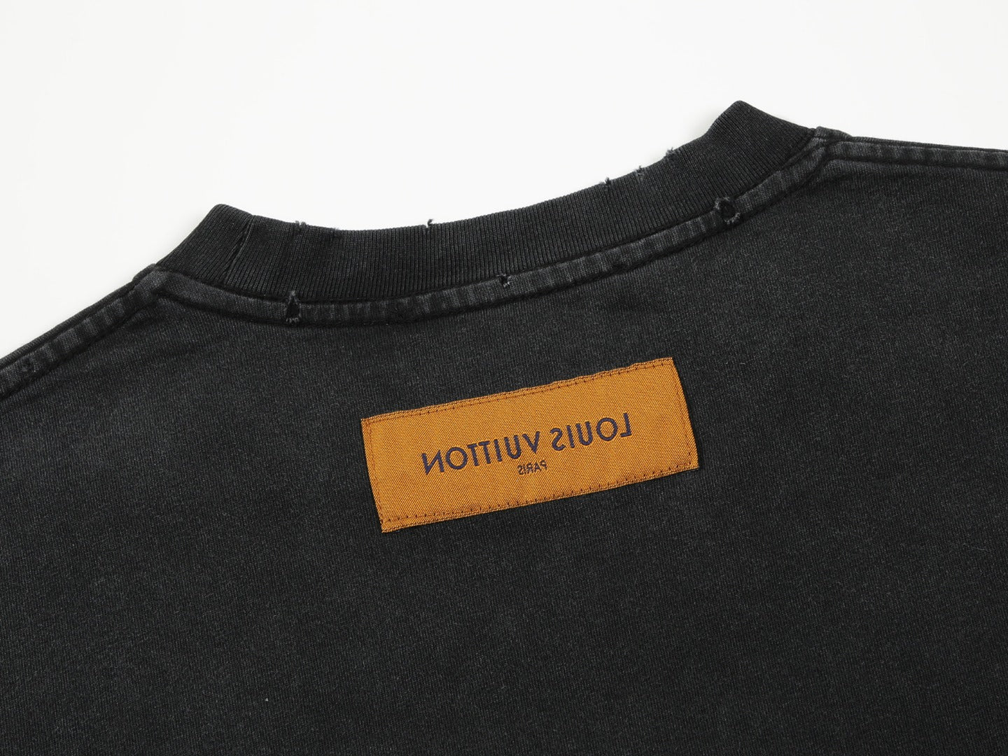 LV T-shirt