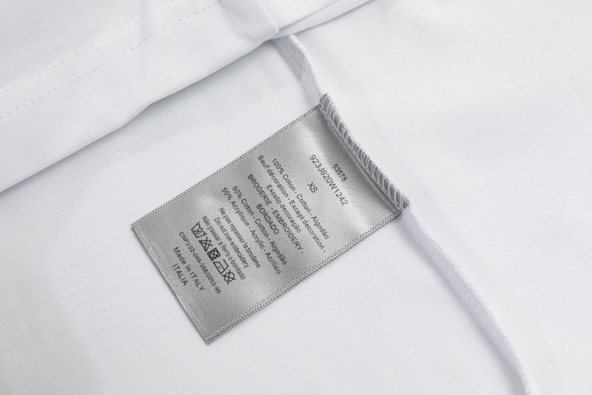 Dior T-shirt