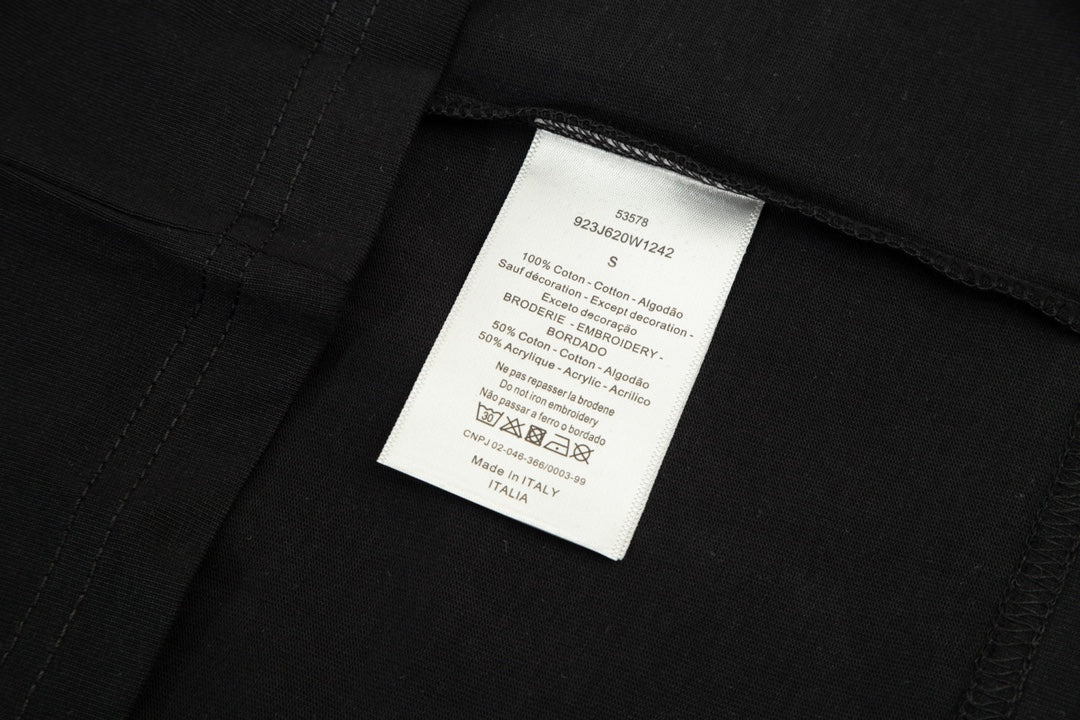 Dior T-shirt