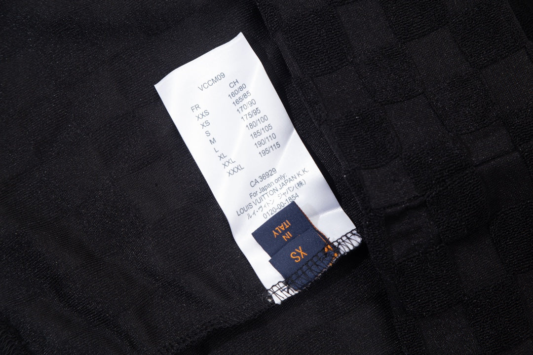 LV T-shirt