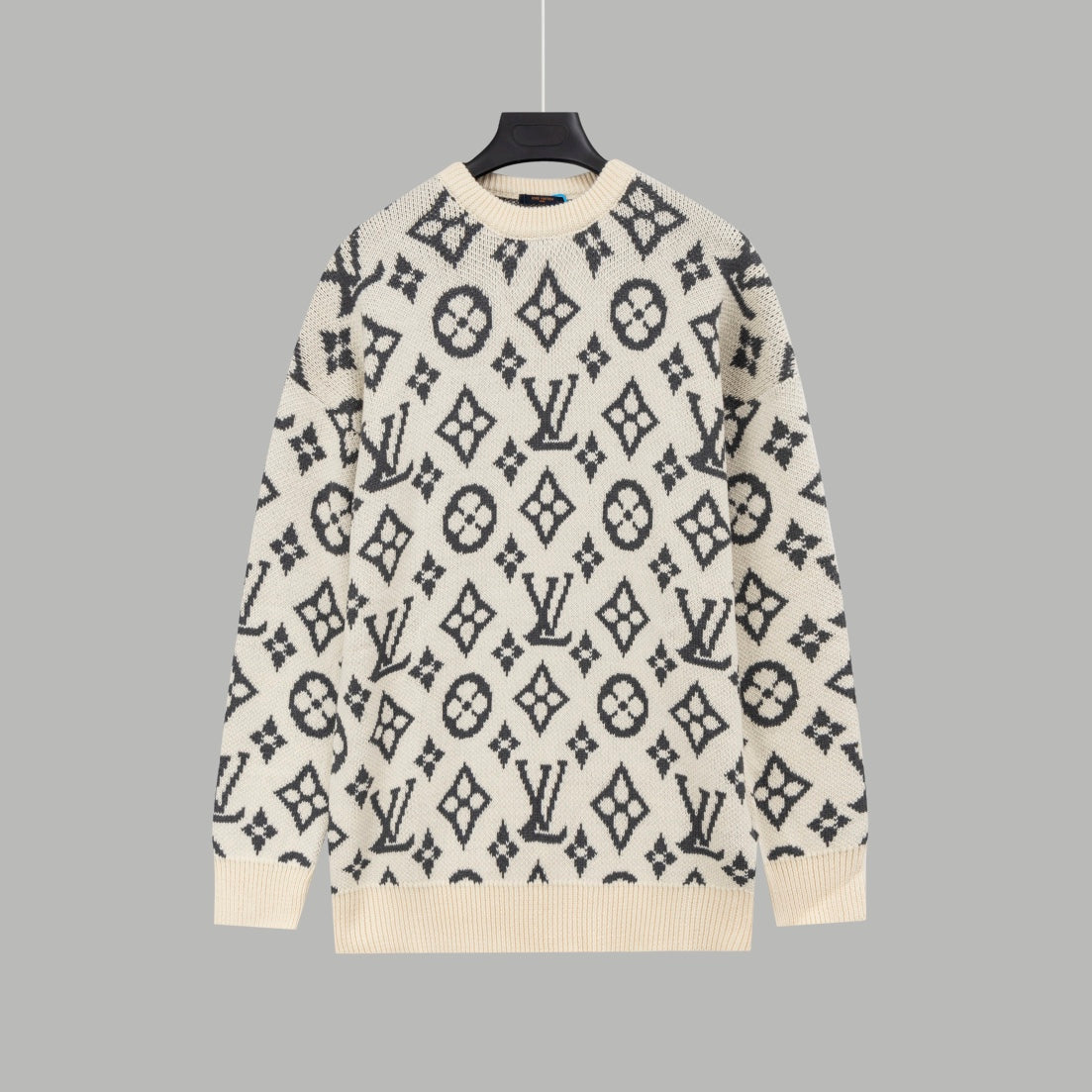 LV sweater