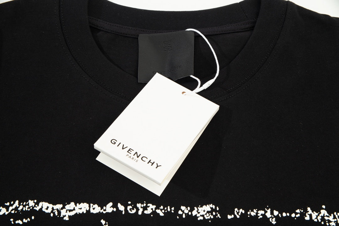 Givenchy T-shirt