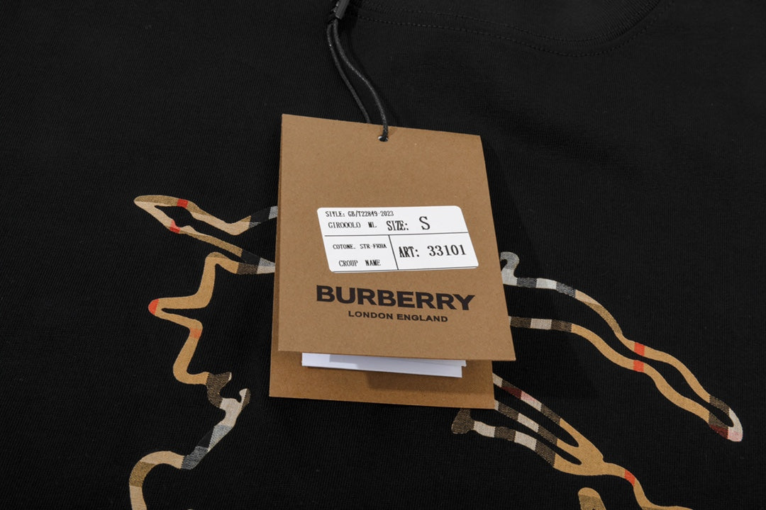 Burberry T-shirt