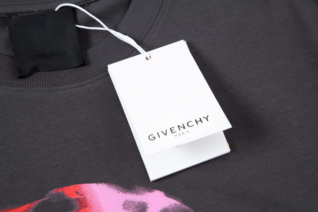 Givenchy T-shirt