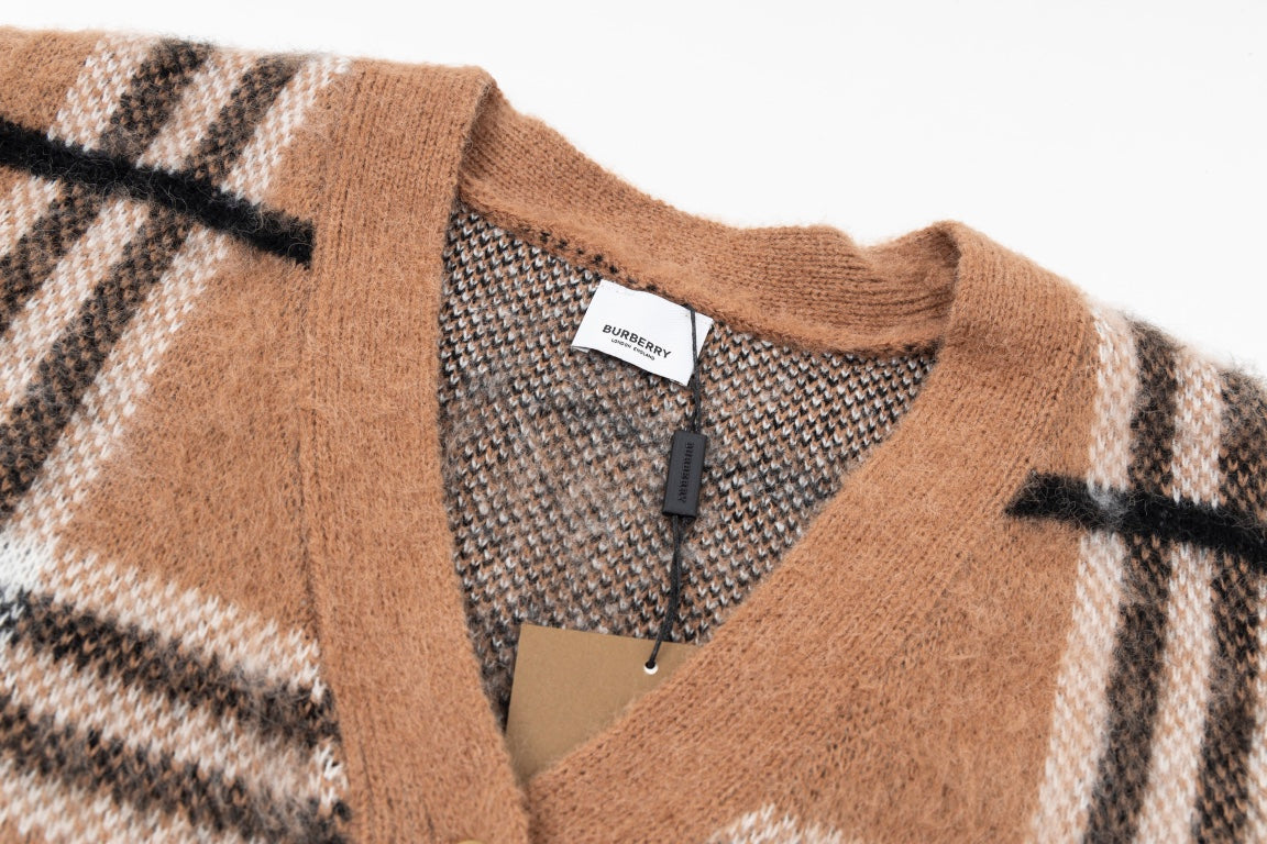 Burberry sweater