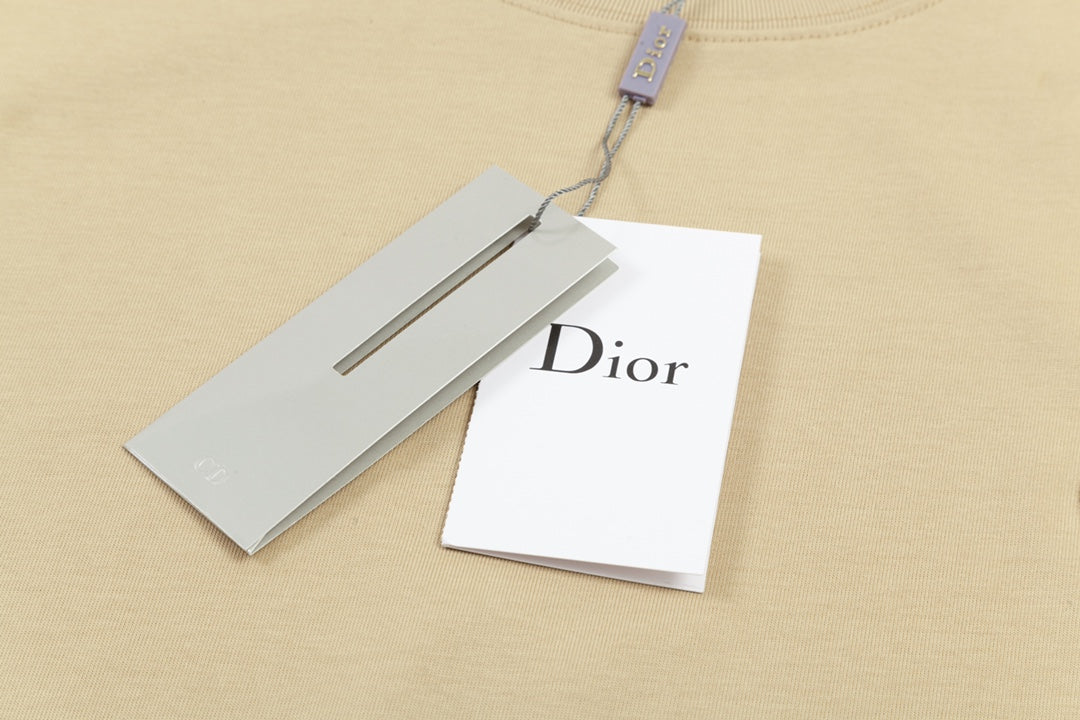 Dior T-shirt