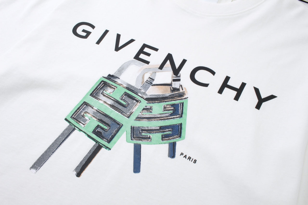 Givenchy T-shirt