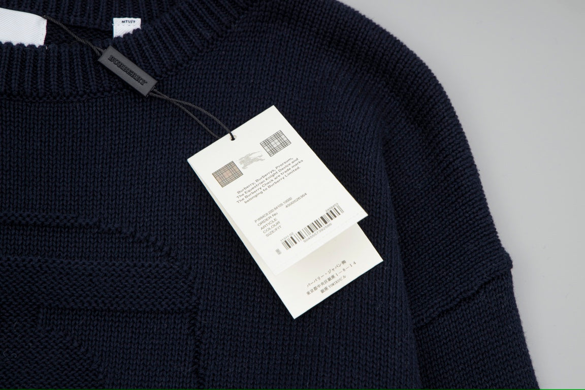 Burberry sweater