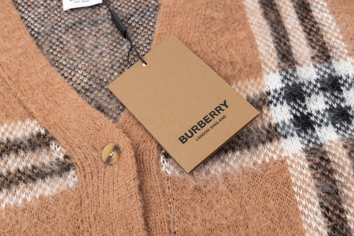 Burberry sweater