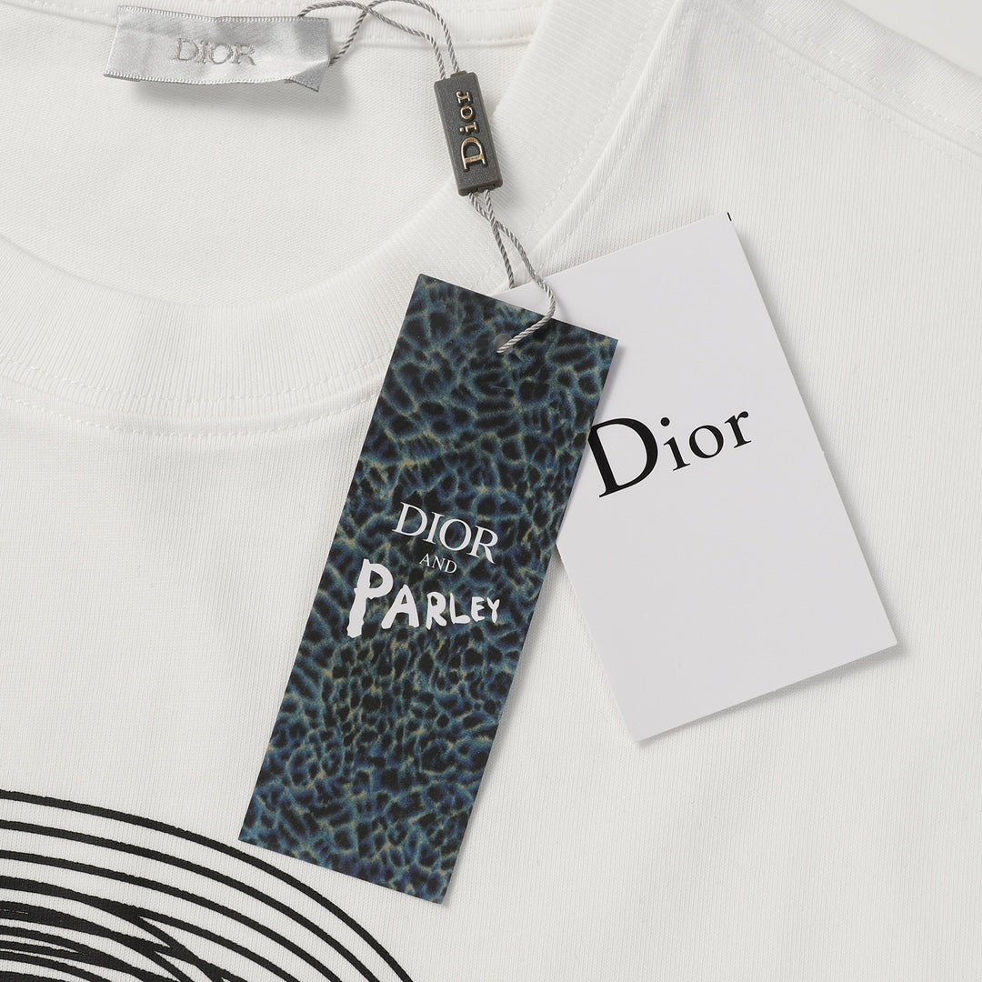 Dior T-shirt