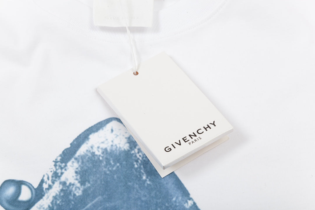 Givenchy T-shirt