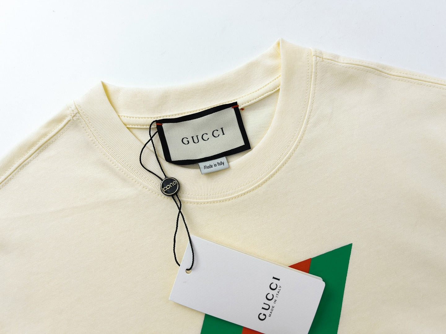 Gucci T-shirt