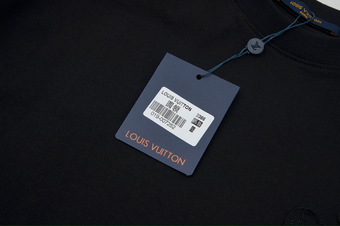 LV T-shirt
