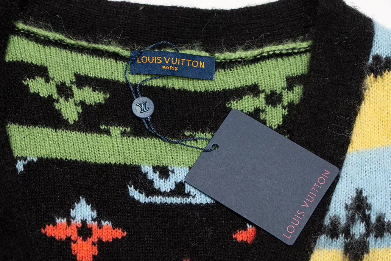 LV sweater