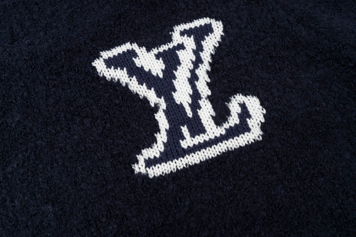 LV sweater