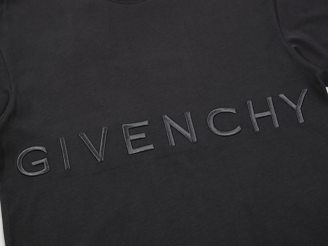 Givenchy T-shirt