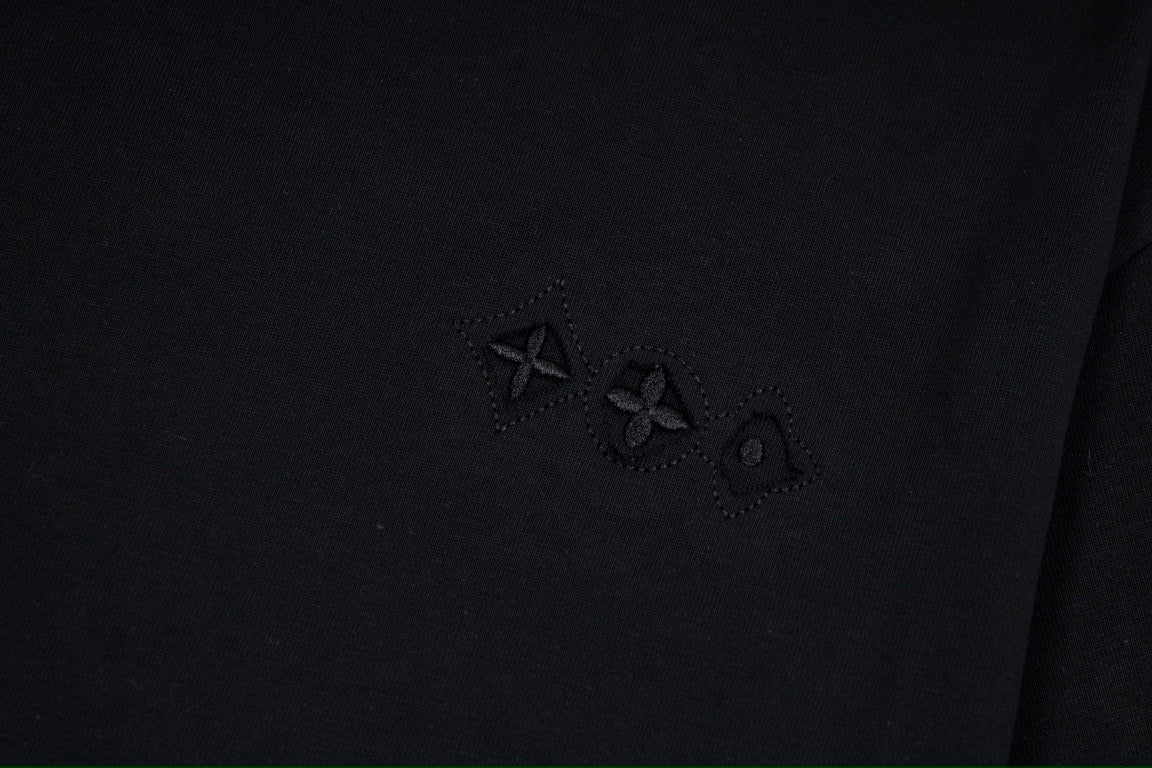 LV T-shirt