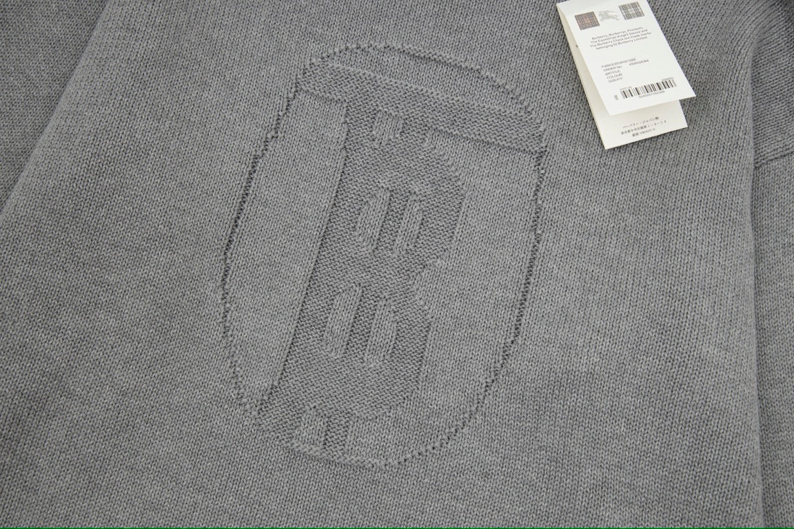 Burberry sweater