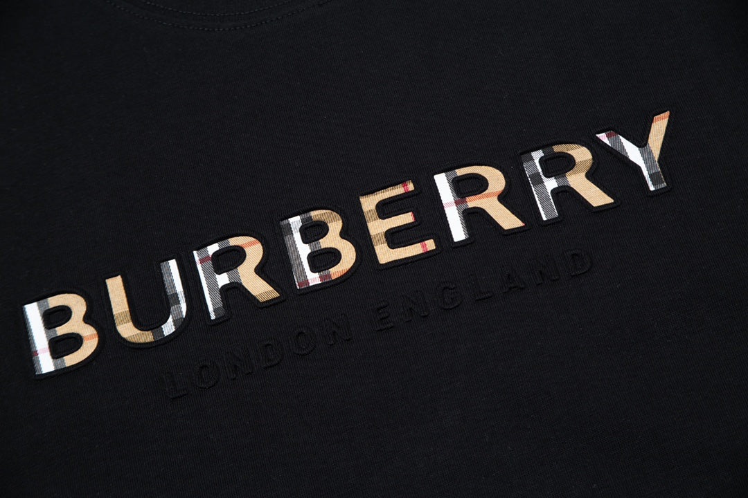 Burberry T-shirt