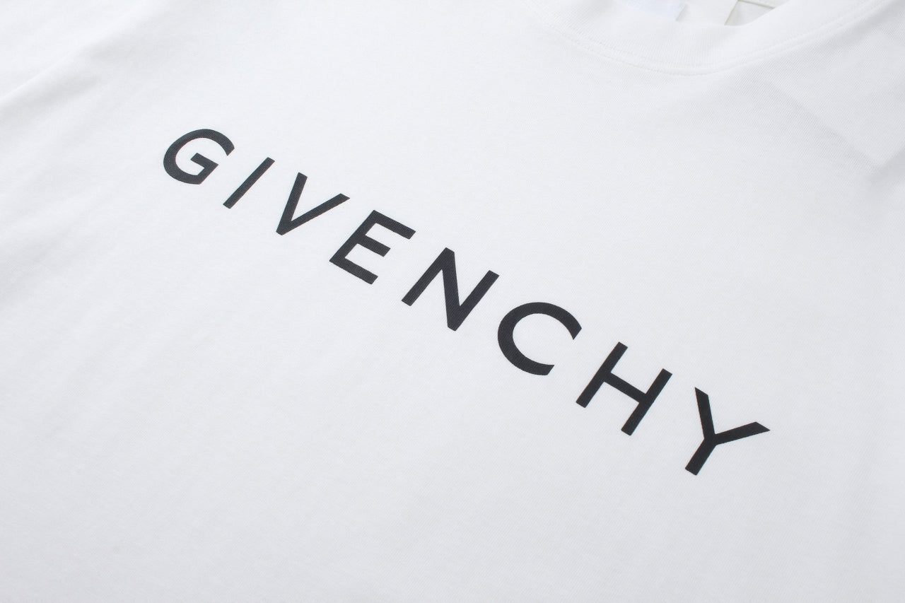 Givenchy T-shirt