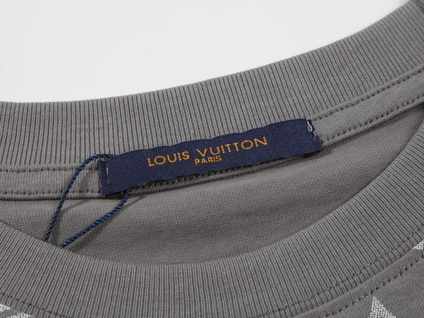 LV T-shirt