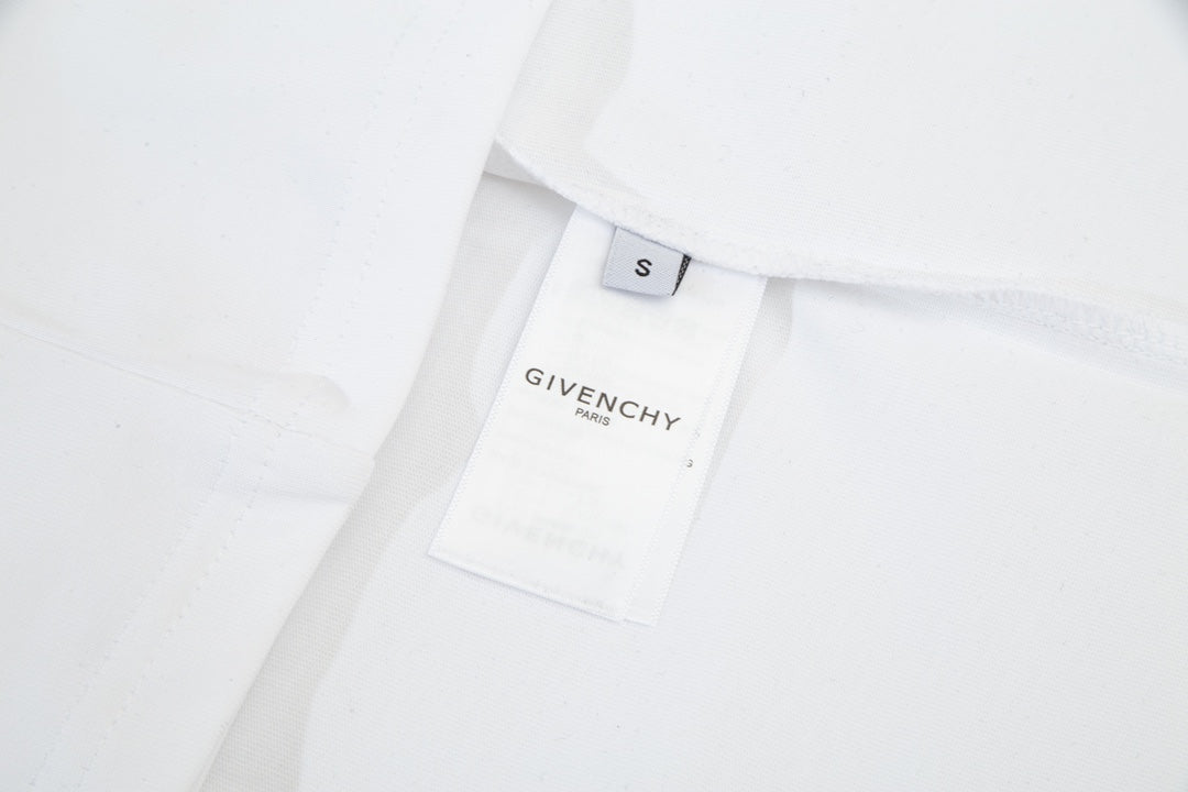 Givenchy T-shirt