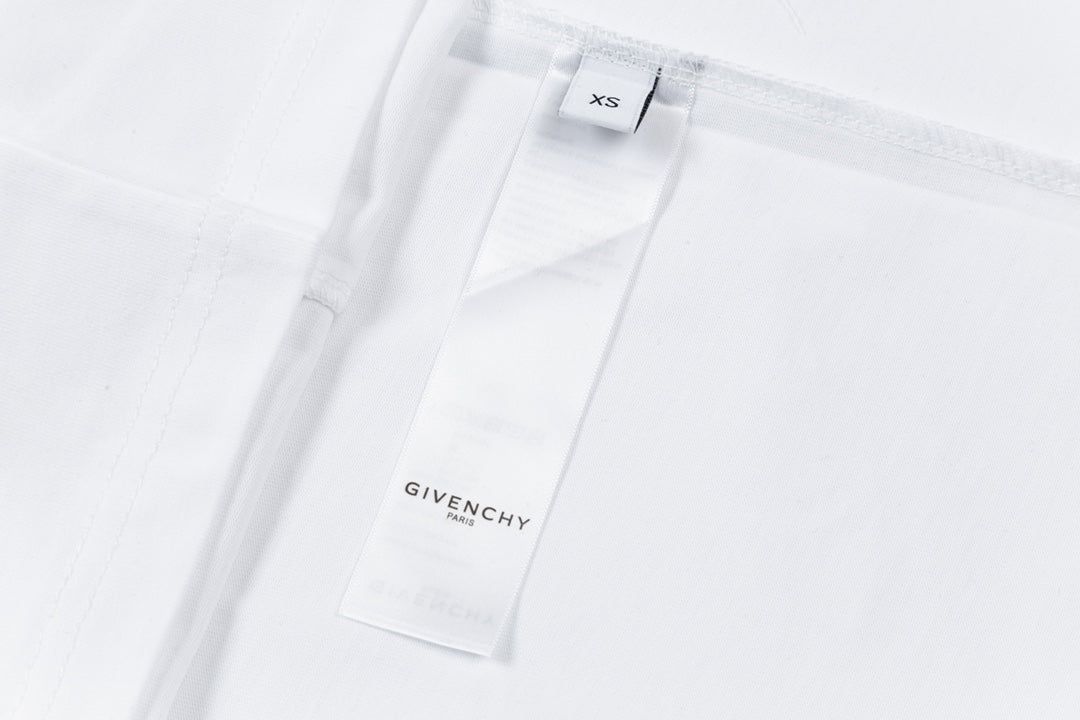 Givenchy T-shirt