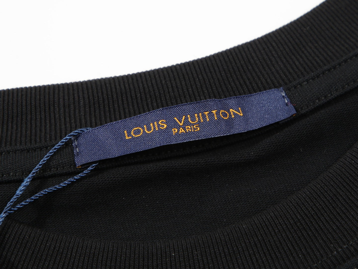 LV T-shirt