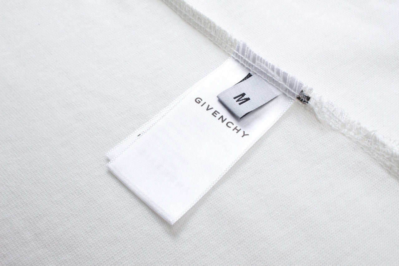 Givenchy T-shirt