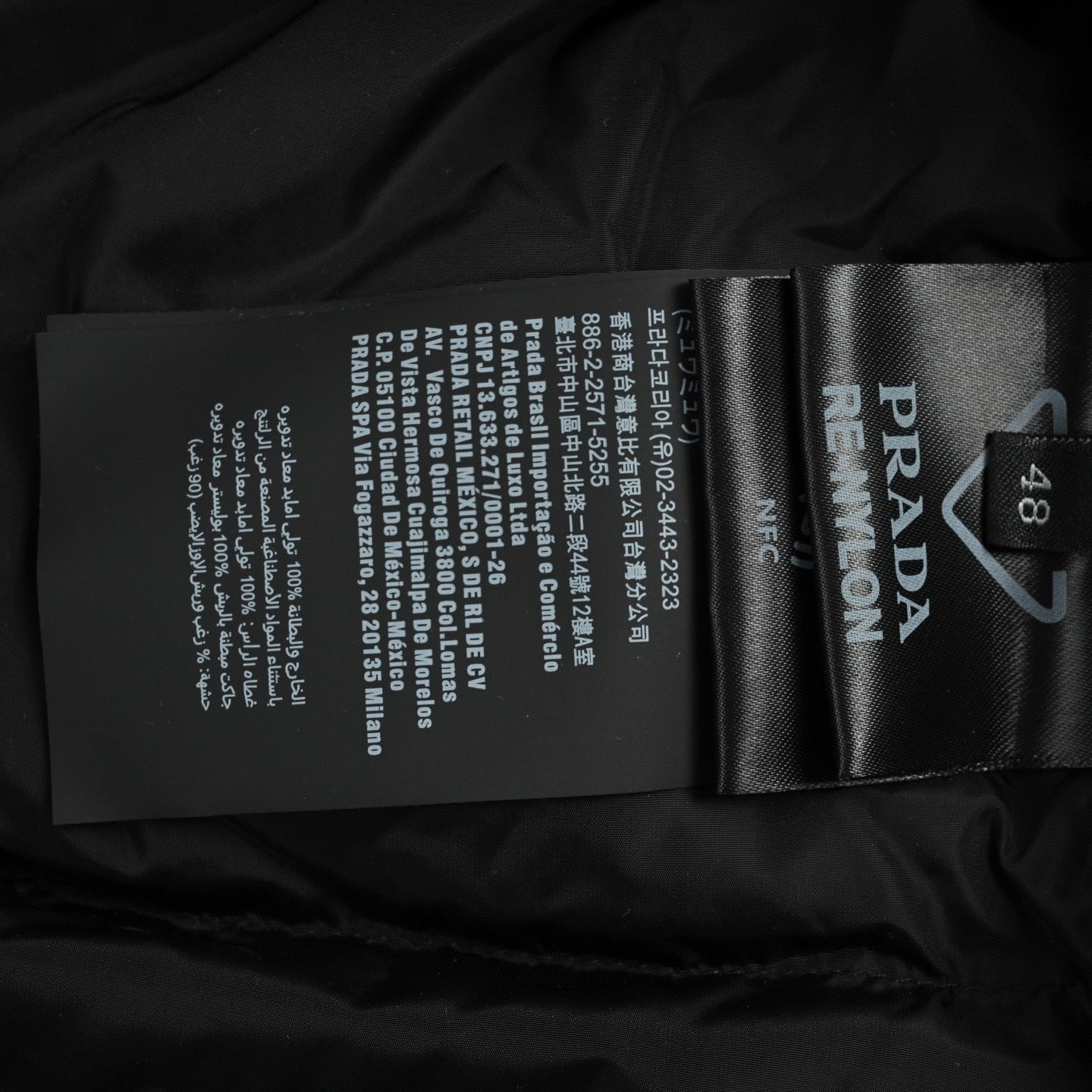 Triangular Label Down Vest