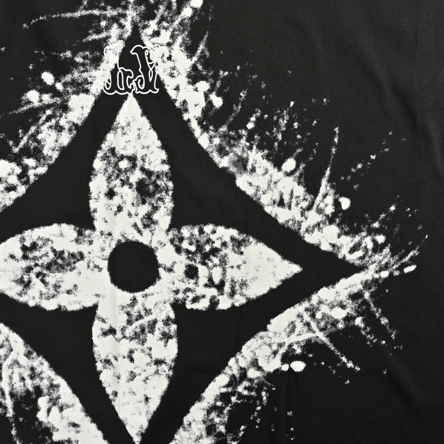 Clover Ink-Splattered Print Long-sleeve T-shirt