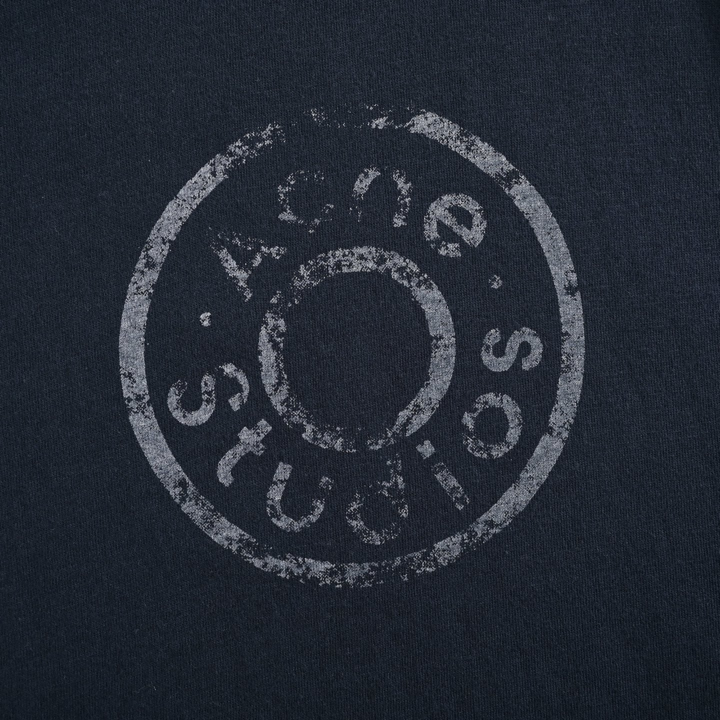 Badge ripped T-shirt