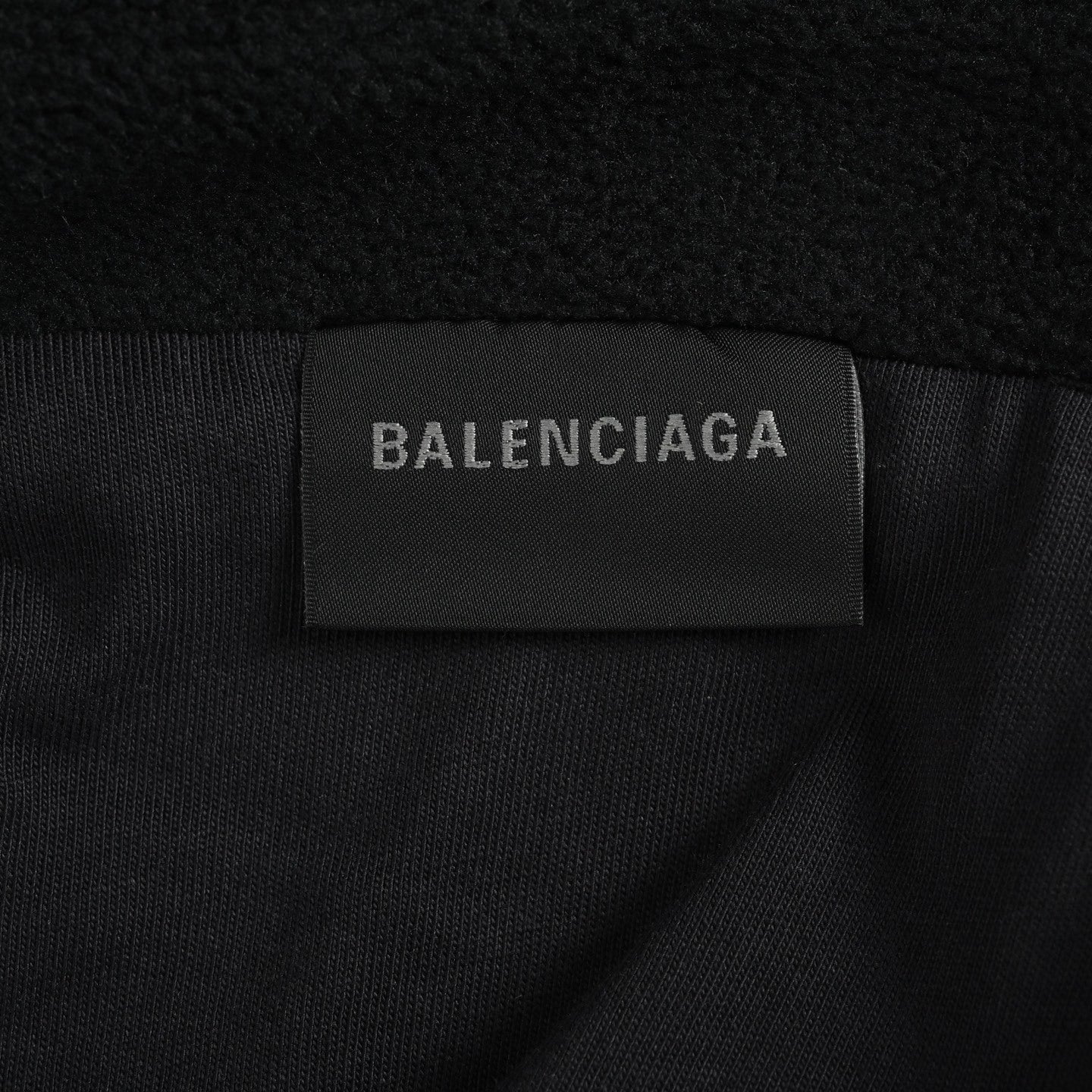 Ring-shaped granular fleece jacket