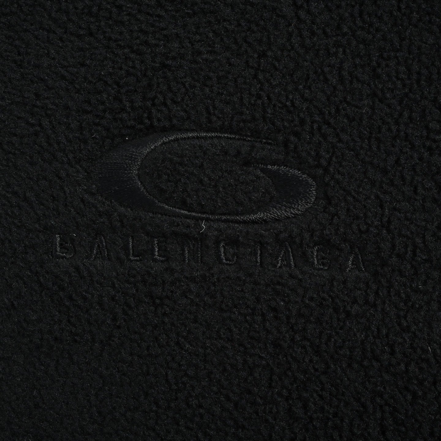 Ring-shaped granular fleece jacket