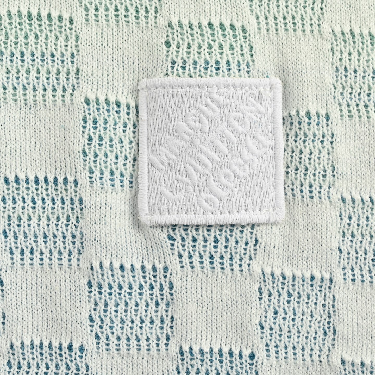 Gradient knit T-shirt