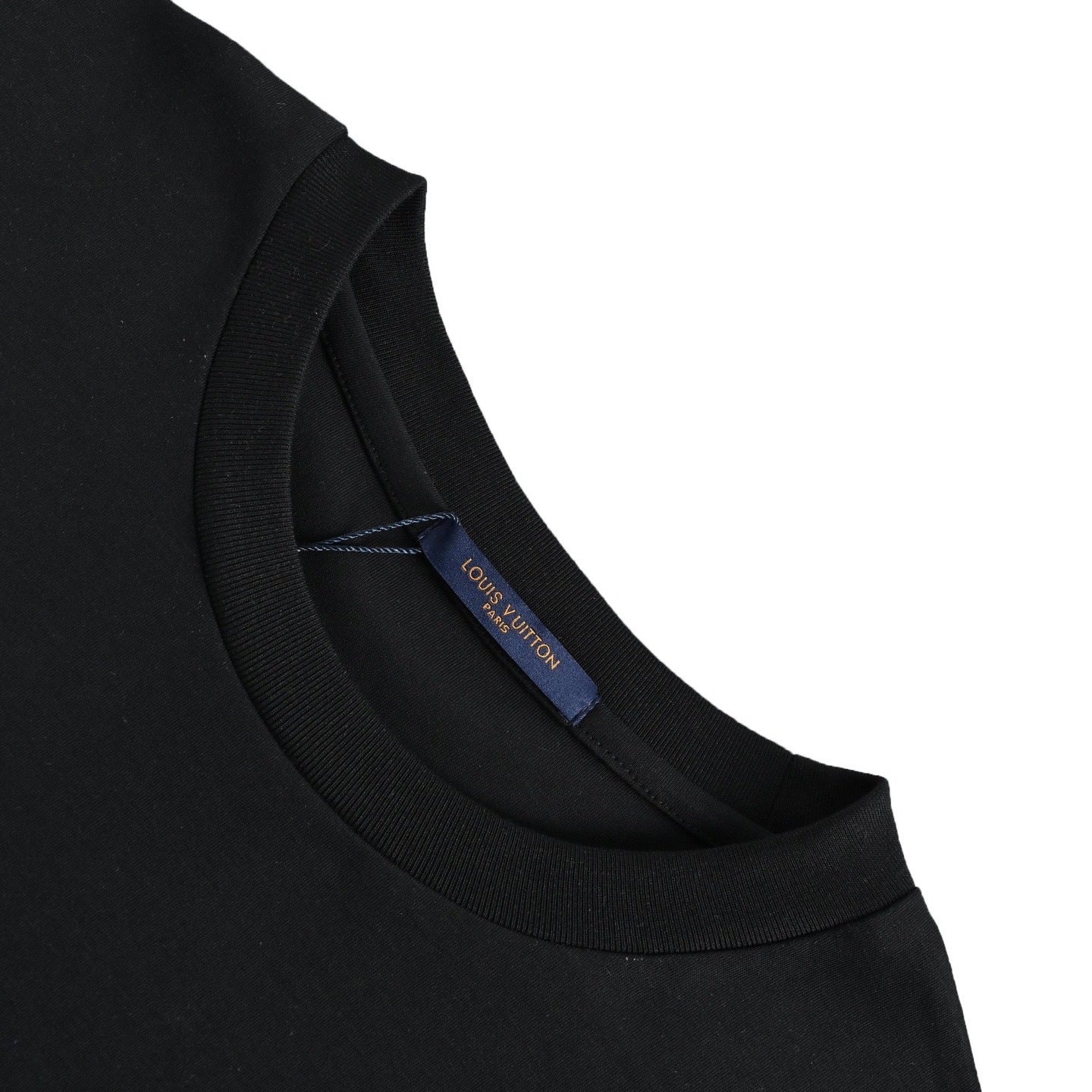 Embroidered Small Logo T-shirt