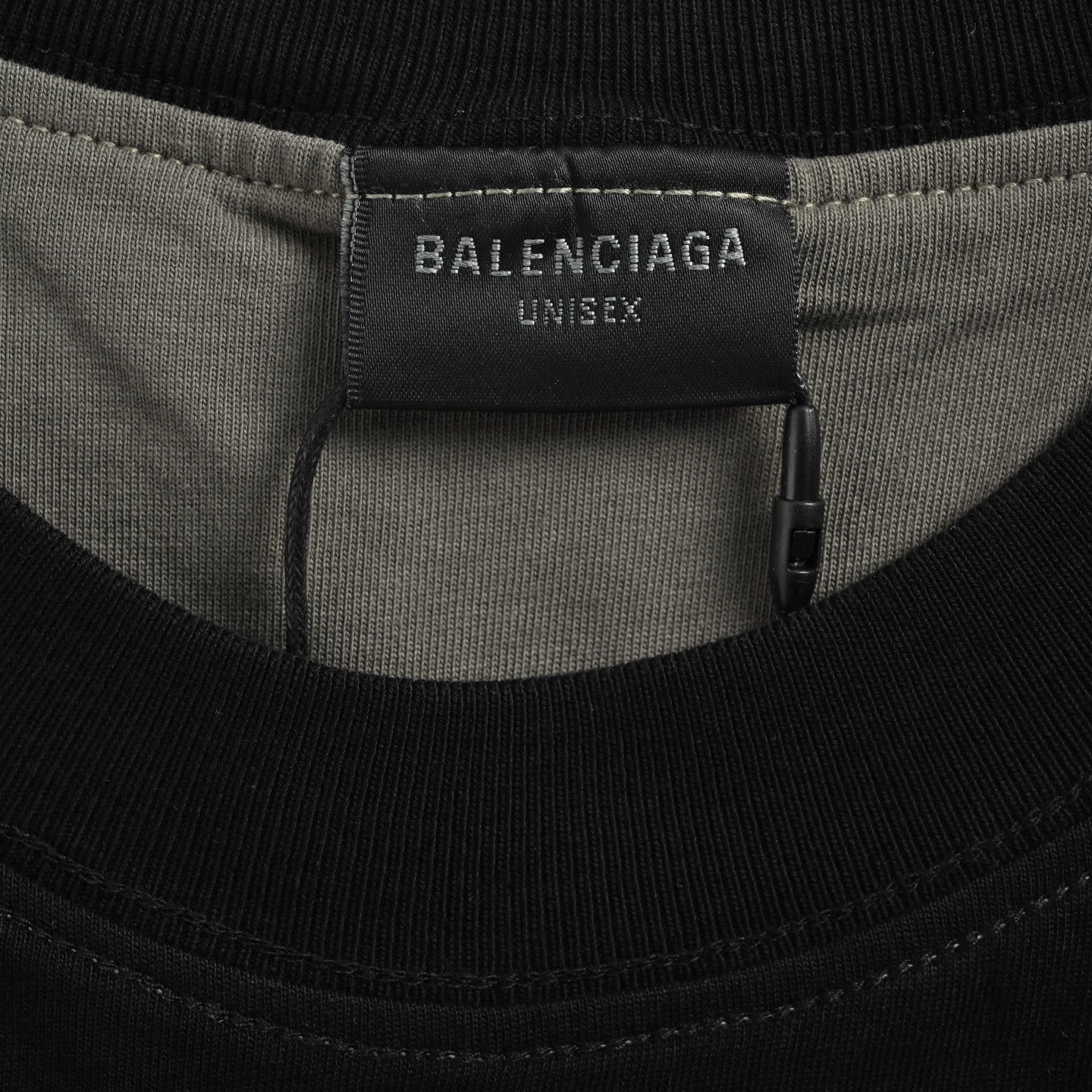 Embroidered Round Neck T-shirt