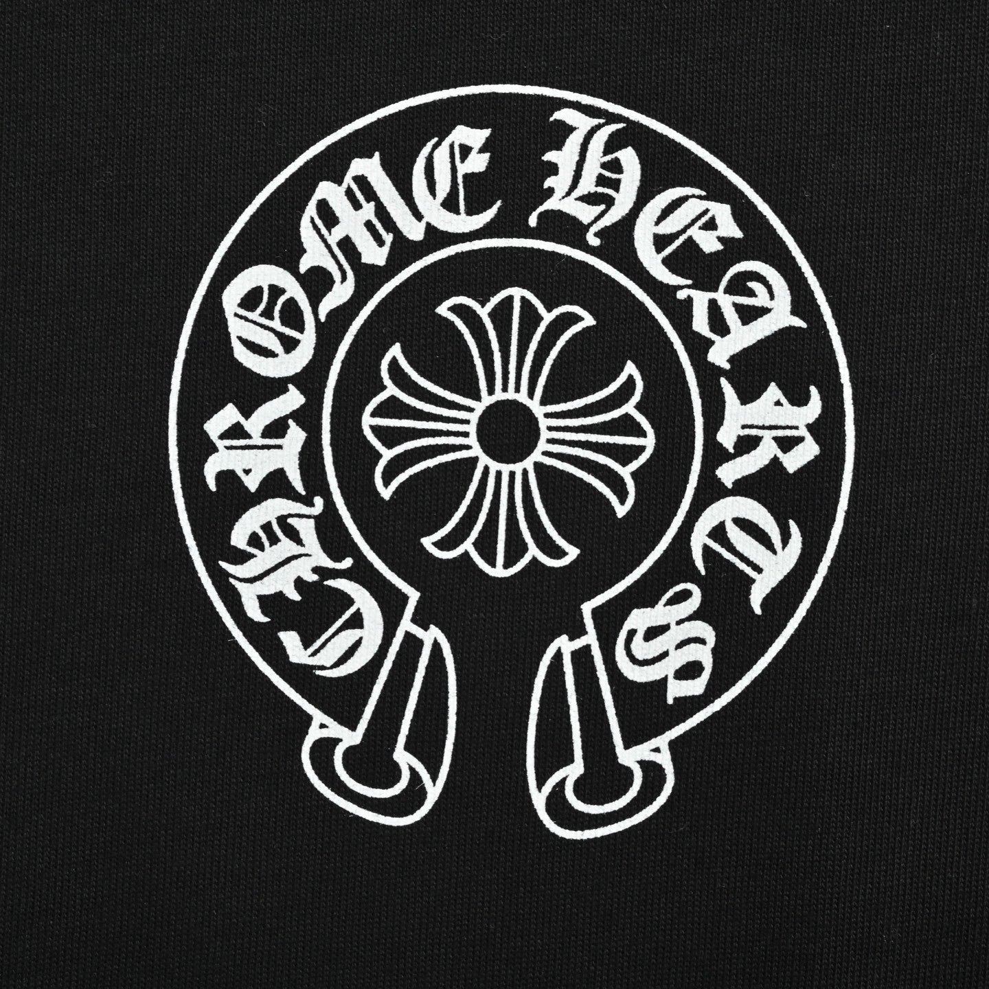 Horseshoe Back Print T-shirt