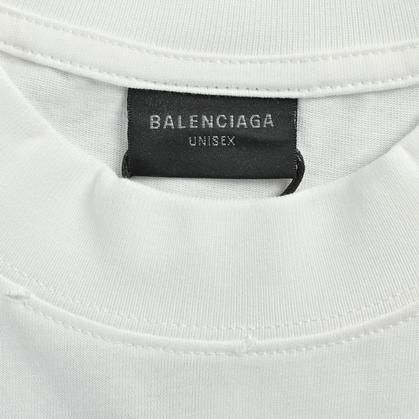 Hot-stamped Letter Ripped T-shirt