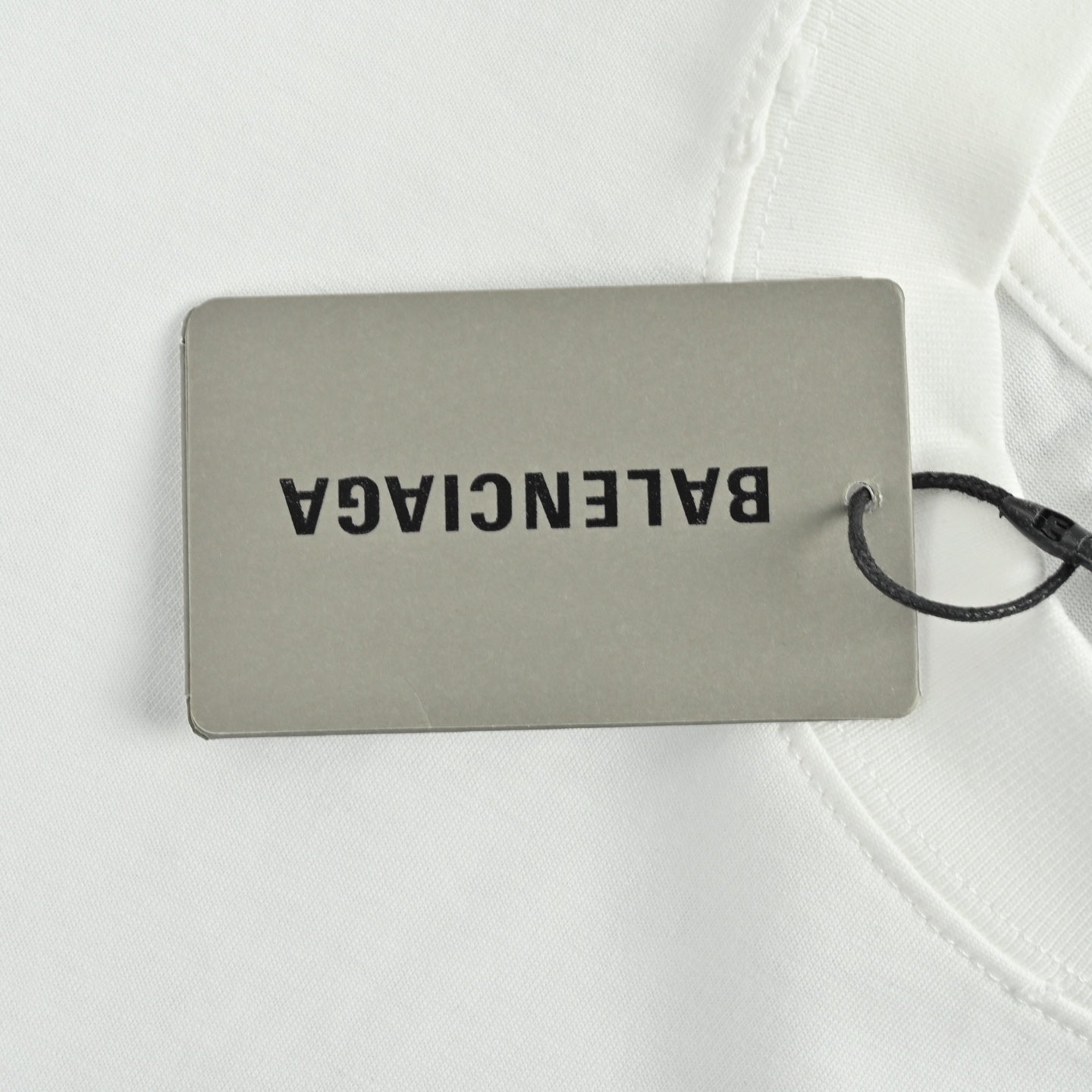 Hot-stamped Letter Ripped T-shirt