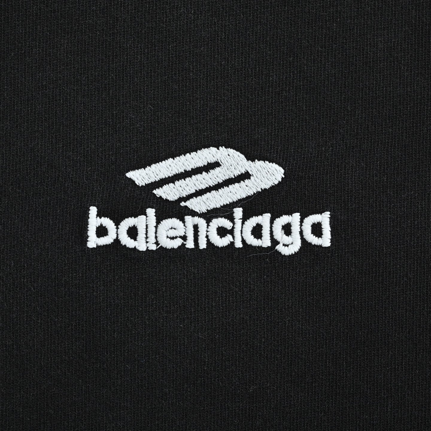 3M Embroidered Color-Block Ribbon T-shirt