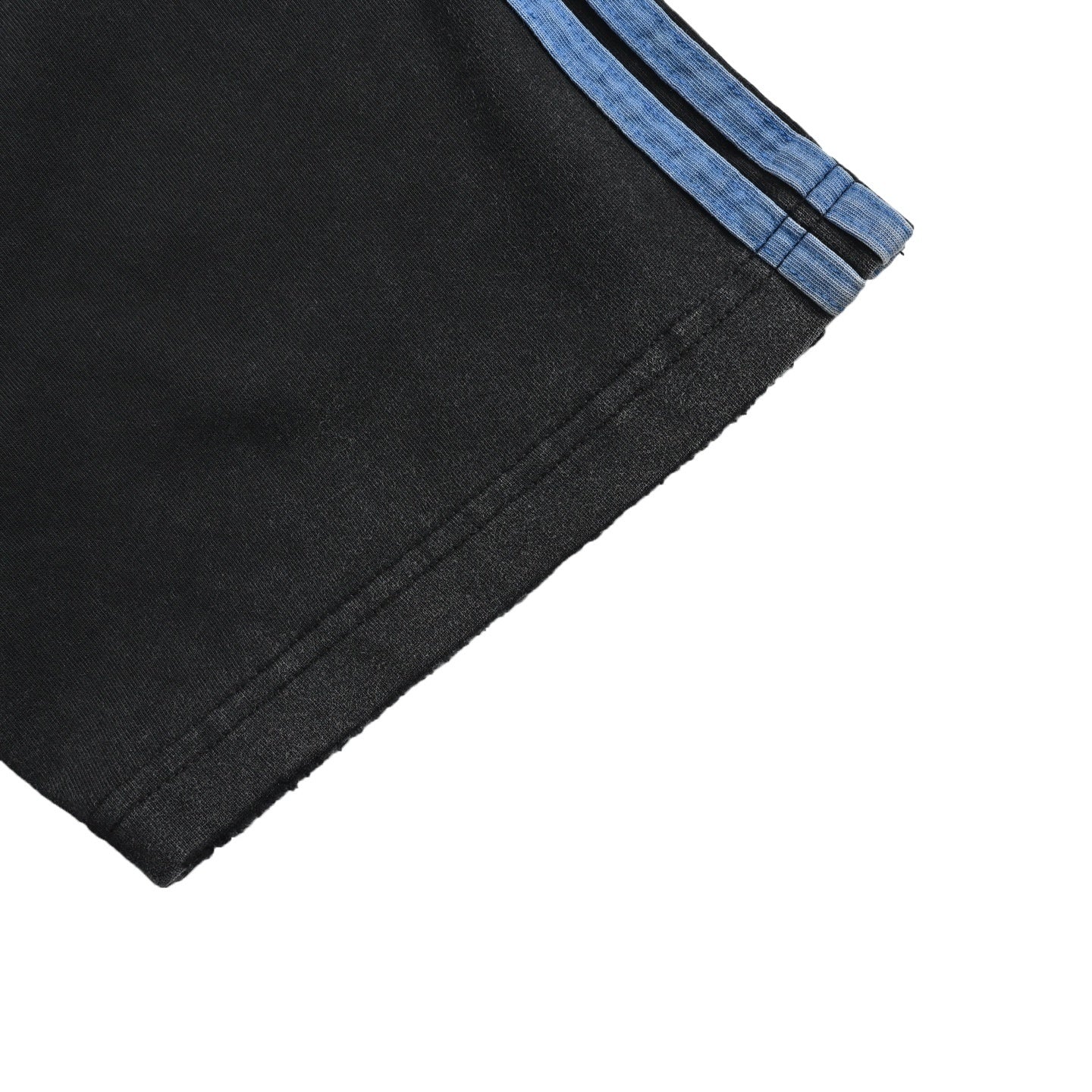 3M Embroidered Color-Block Ribbon T-shirt