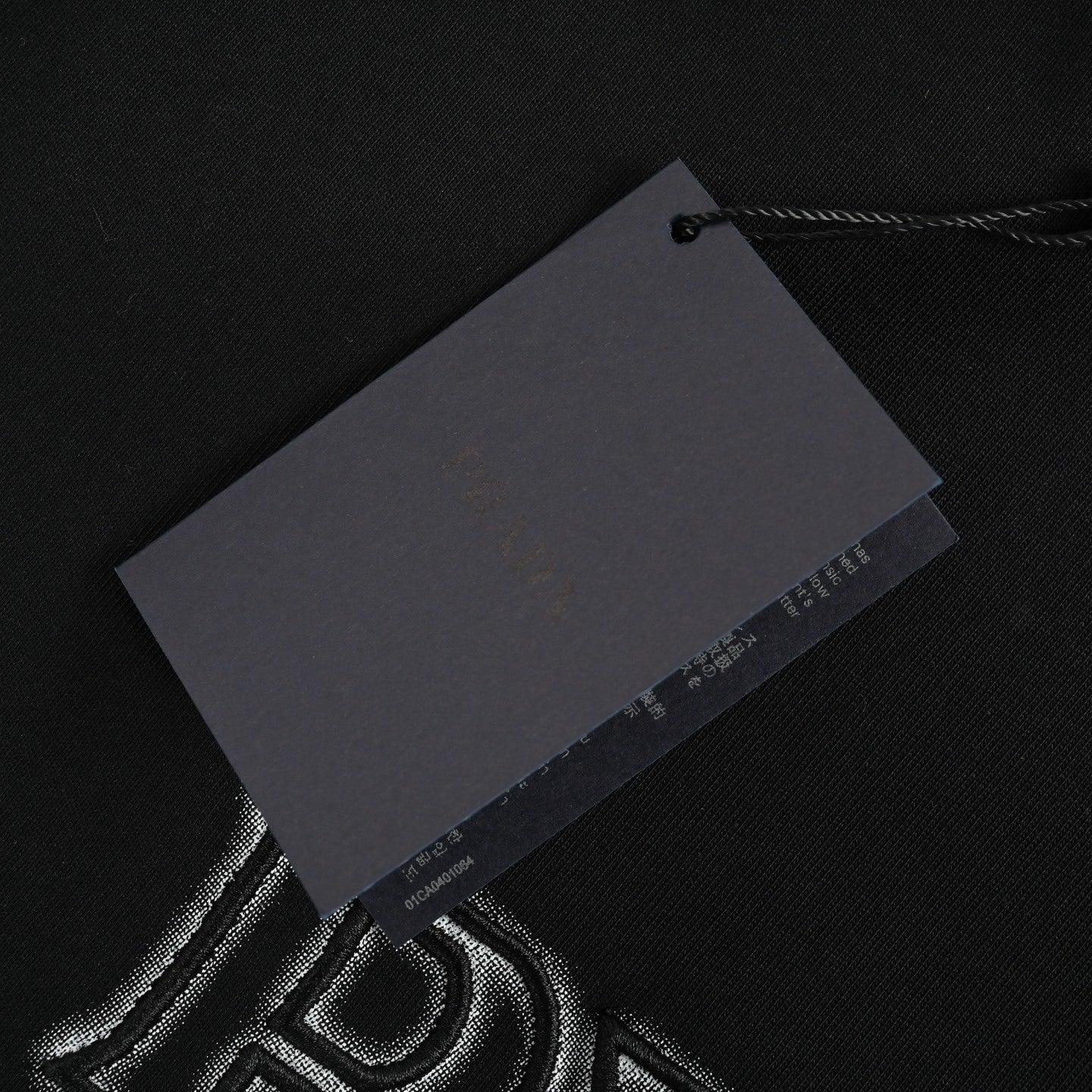 Hollow-out embroidered T-shirt