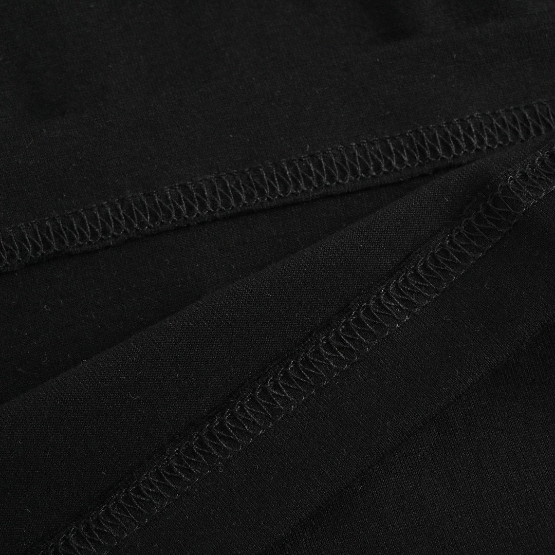 Plaid Sleeve Patchwork T-shirt